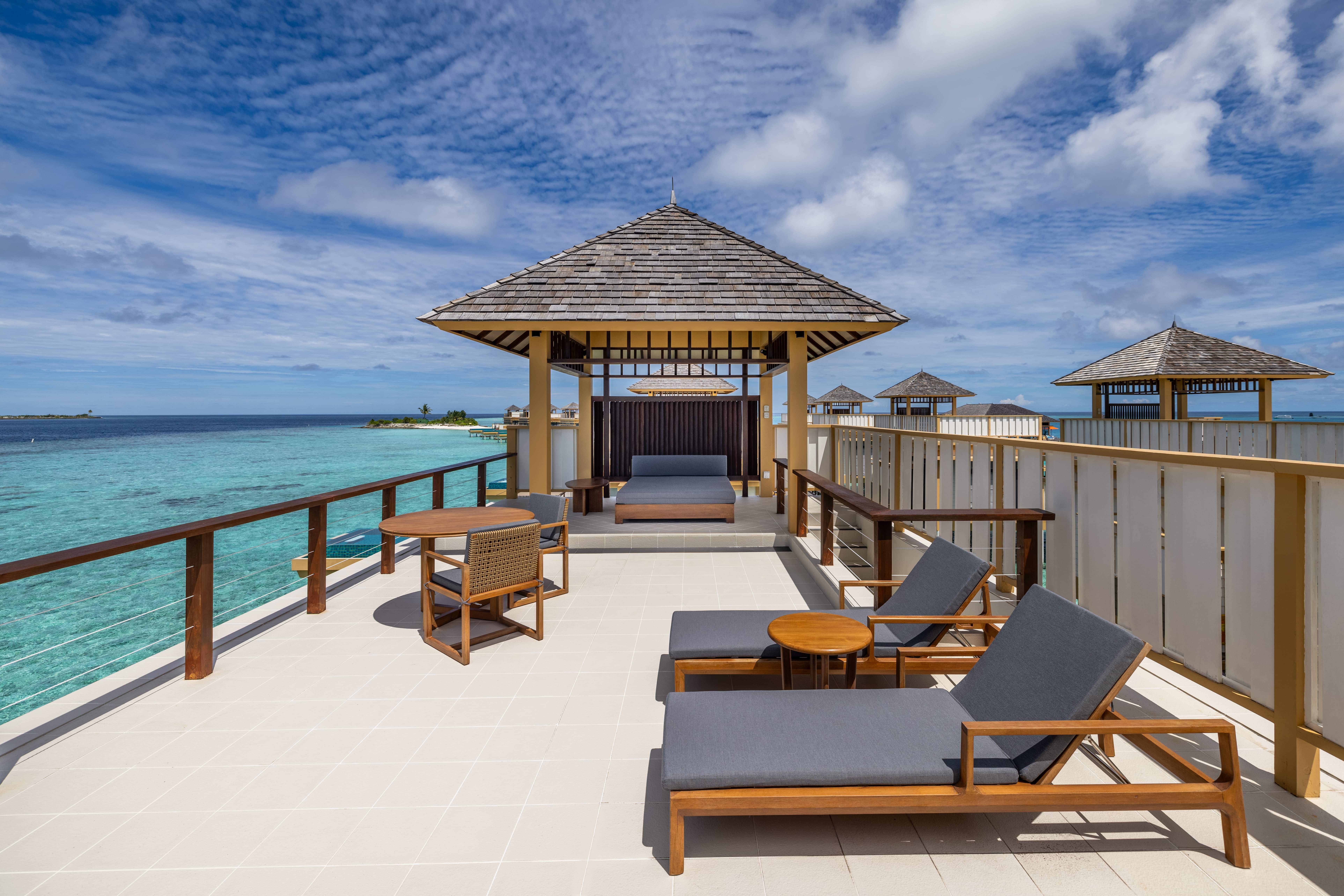 Angsana Velavaru In-Ocean Pool Villa Rooftop Terrace